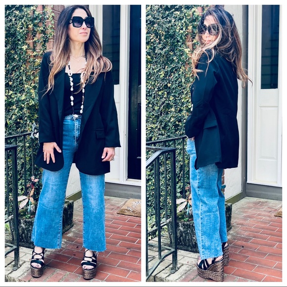 Made in Italy Hottest Trend Blazer with shoulder pads - Picture 4 of 8